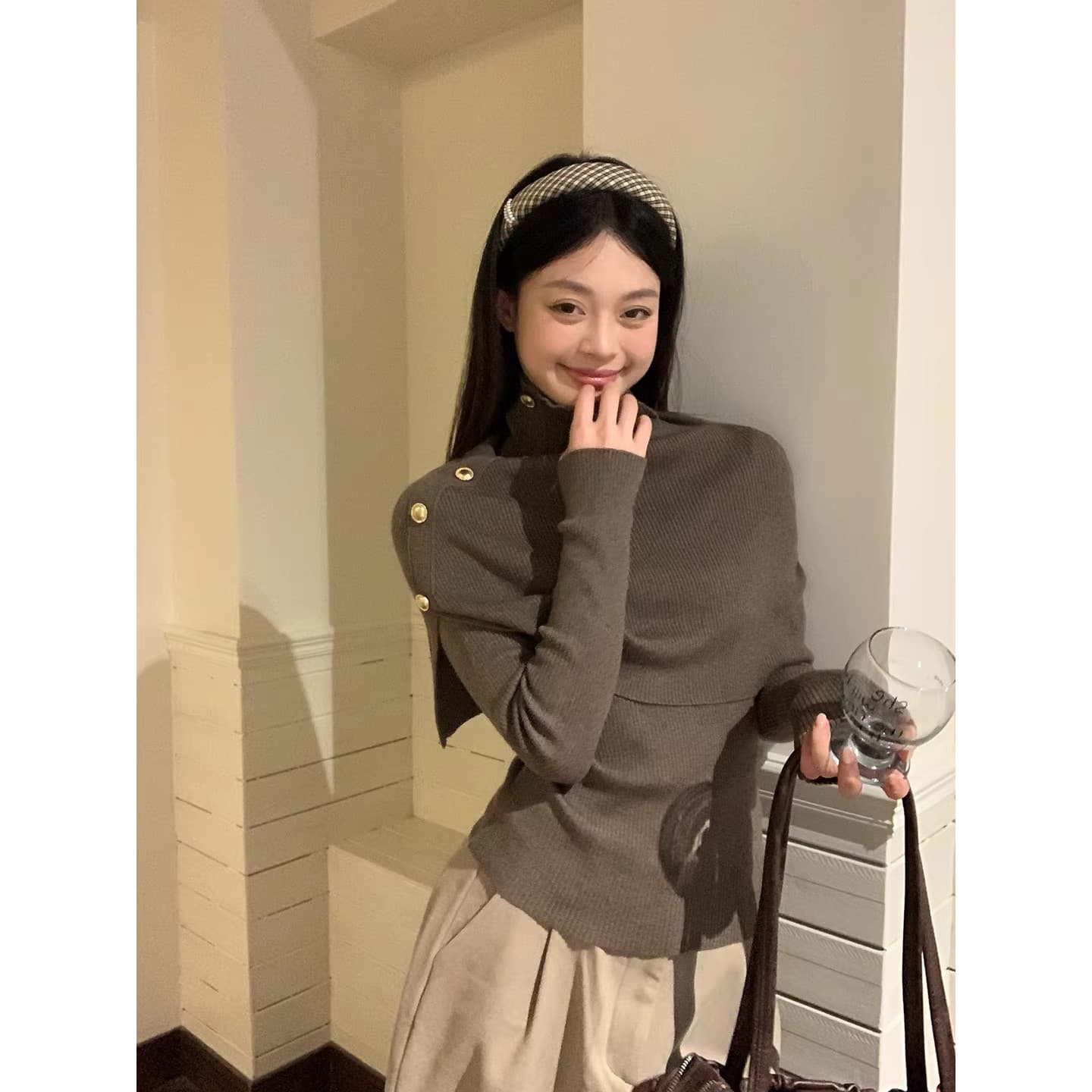 터틀넥 블라우스 여성 의류 새로운 디자인 센스 한 부서 부드러운 찹쌀 긴팔 허리 수축 몸매 가꾸기 니트 스웨터 맨위 투피스 세트 상세 이미지 3