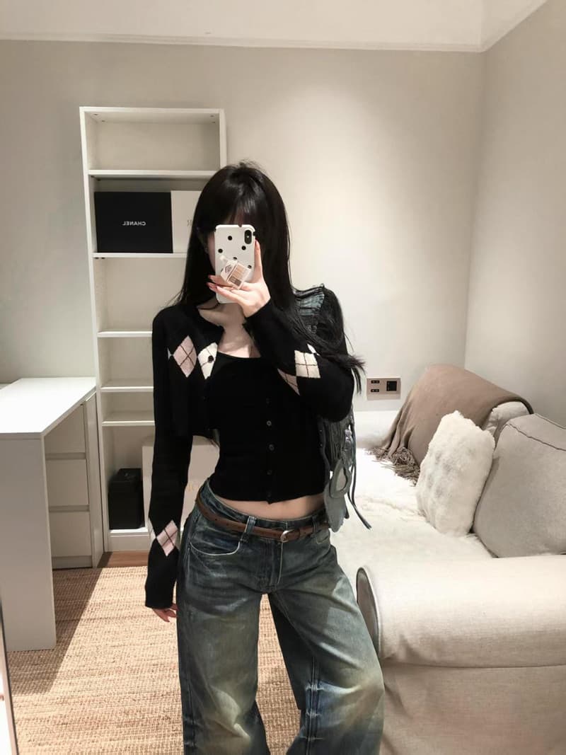아메리칸 레트로 링 그리드 니트 스웨터 여성 봄 새로운 슬림해 보이는 몸매 가꾸기 디자인 센스 맨위 투피스 세트 상세 이미지 4