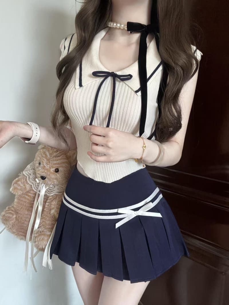 순수한 욕망 핫걸 작은 날다 소매 짠 셔츠 세트 여성 여름 새로운 슬림해 보이는 학원 스타일 플리츠 반신 스커트 투피스 세트 이미지 2