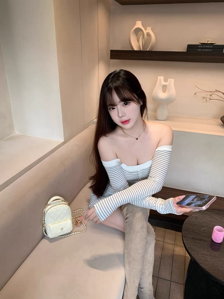 봄 가을 새로운 품격 몸매 가꾸기 오프숄더 디스플레이 몸 보트넥 타이트 스커트 스트라이프 슬림해 보이는 긴팔 하이웨이스트 드레스 상세 이미지 4