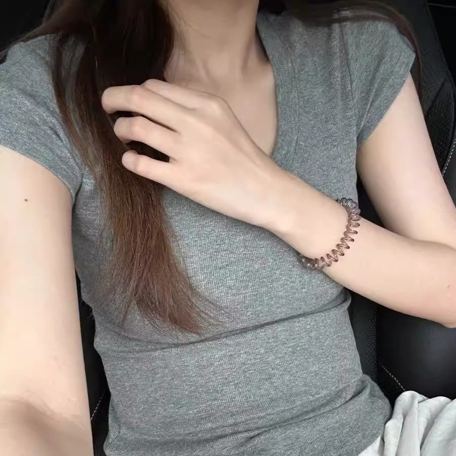 기초 섹션 단색 u 칼라 긍정적 인 어깨 반팔 티셔츠 여성 여름 몸매 가꾸기 슬림해 보이는 다용도 허리 수축 쇼트 스타일 핫걸 맨위 트렌디 이미지 5