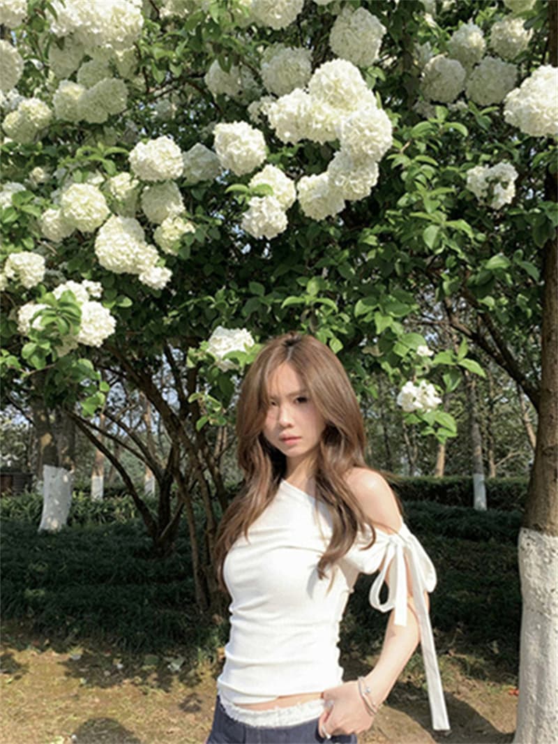 핫걸 순수한 욕망 바람 프랑스식 몸매 가꾸기 나비 매듭 스트랩 반팔 티셔츠 여성 ins 인사이드 가져 가라. 단색 비스듬한 어깨 오프숄더 맨위 상세 이미지 15