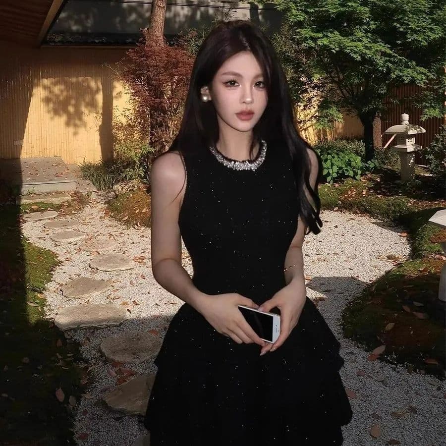 아름다운 핫걸 허리 수축 드레스 여성 의류 프랑스식 품격 천 골드 고급 센스 작은 검은 드레스 생일 행사 치마 짧은 치마
