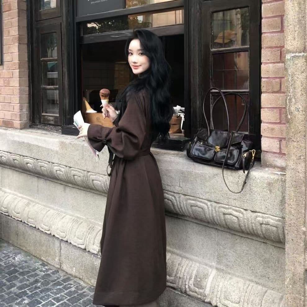 중세 그는 벤 바람 고급 센스 길다 재킷 롱 코트 레트로 품격 레이스업 허리 수축 브라운 바람막이 여성 상세 이미지 3