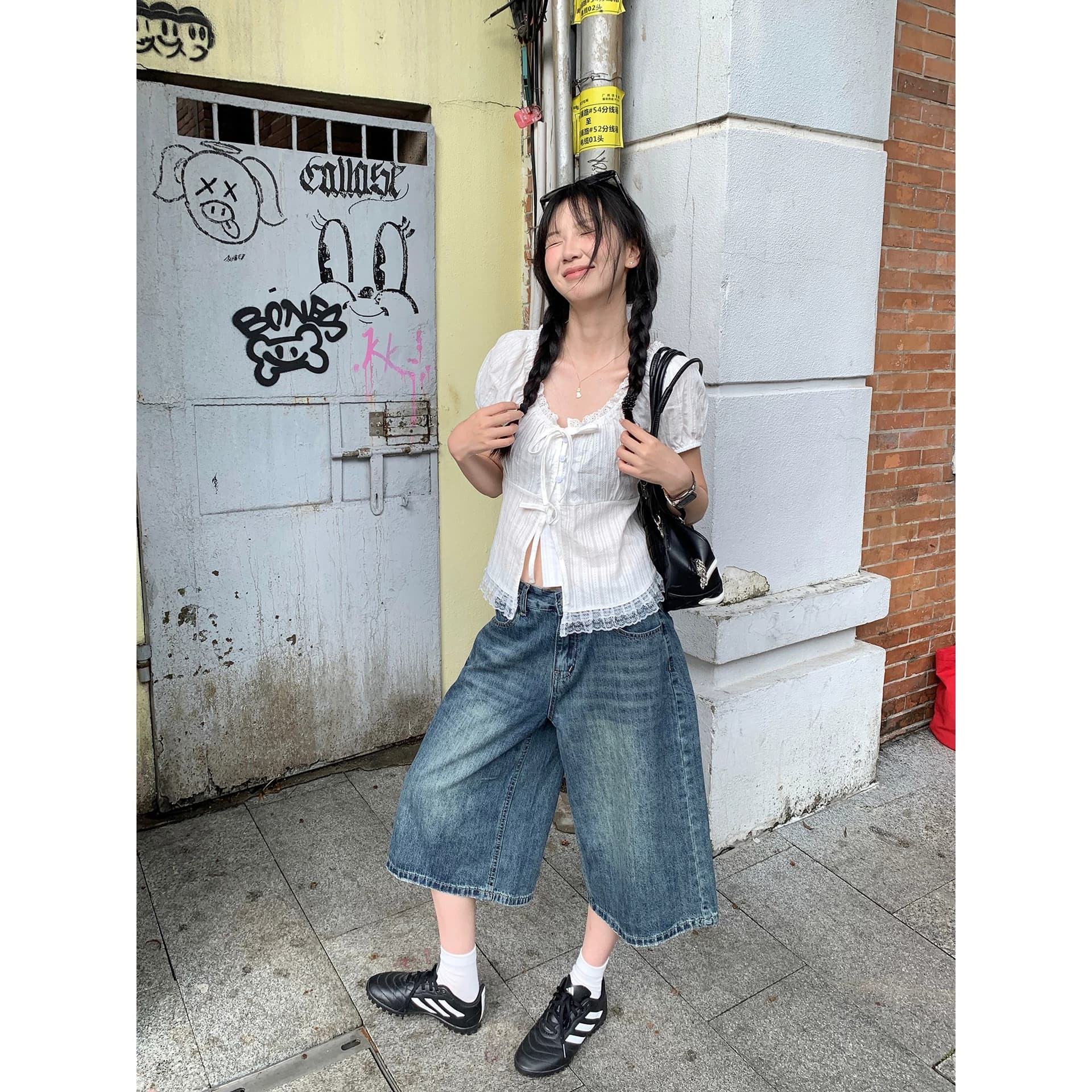 달콤한 스타일 레이스 측면 스트랩 반팔 여성 셔츠 2026 여름 새로운 외국 가스 작은 셔츠 슬림해 보이는 Chic 맨위 이미지 2