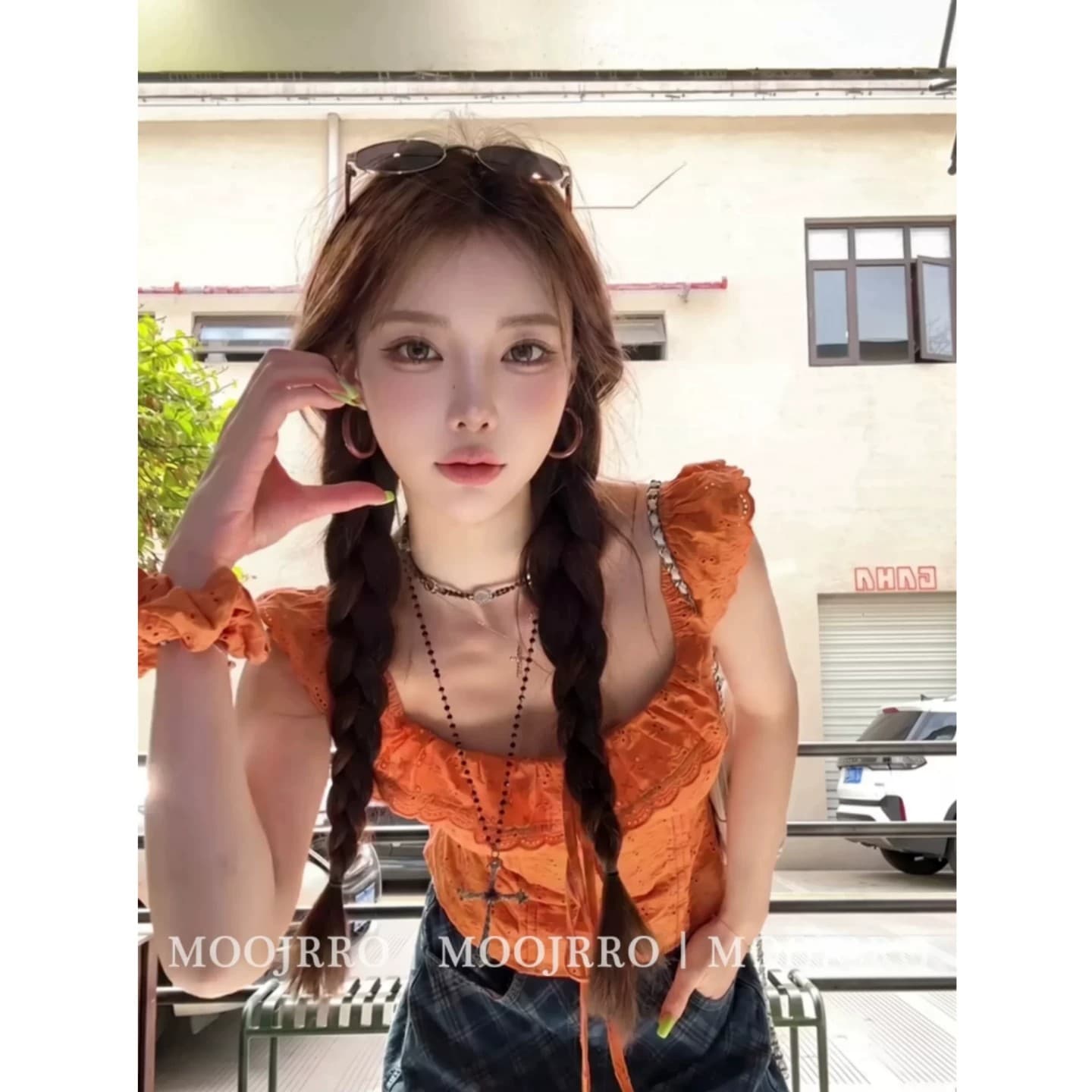 프랑스식 주황색 프릴 반팔 여성 셔츠 여름 핫걸 품격 섹시함 몸매 가꾸기 디스플레이 얇고 작은 날다 소매 쇼트 스타일 맨위 이미지 4