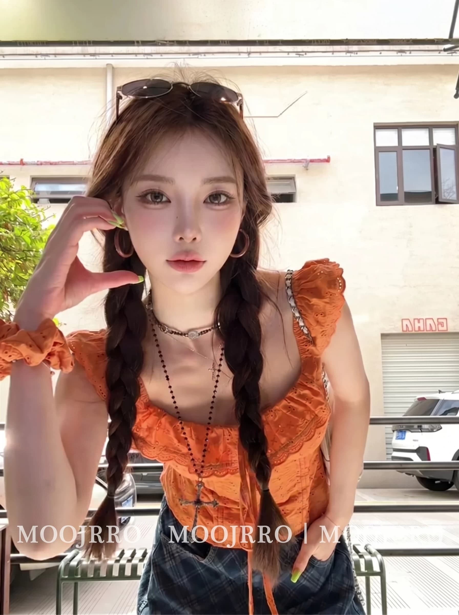 프랑스식 주황색 프릴 반팔 여성 셔츠 여름 핫걸 품격 섹시함 몸매 가꾸기 디스플레이 얇고 작은 날다 소매 쇼트 스타일 맨위 상세 이미지 3
