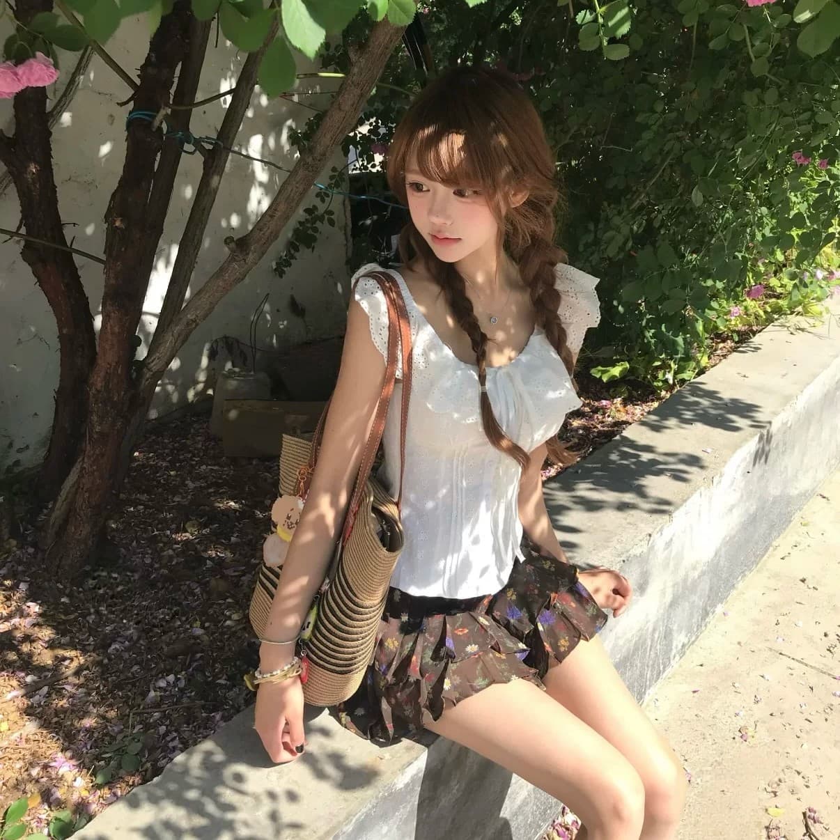 프랑스식 레트로 프릴 오프숄더 둘 착용 반팔 여성 셔츠 여름 새로운 허리 수축 슬림해 보이는 디자인 센스 맨위 이미지 3