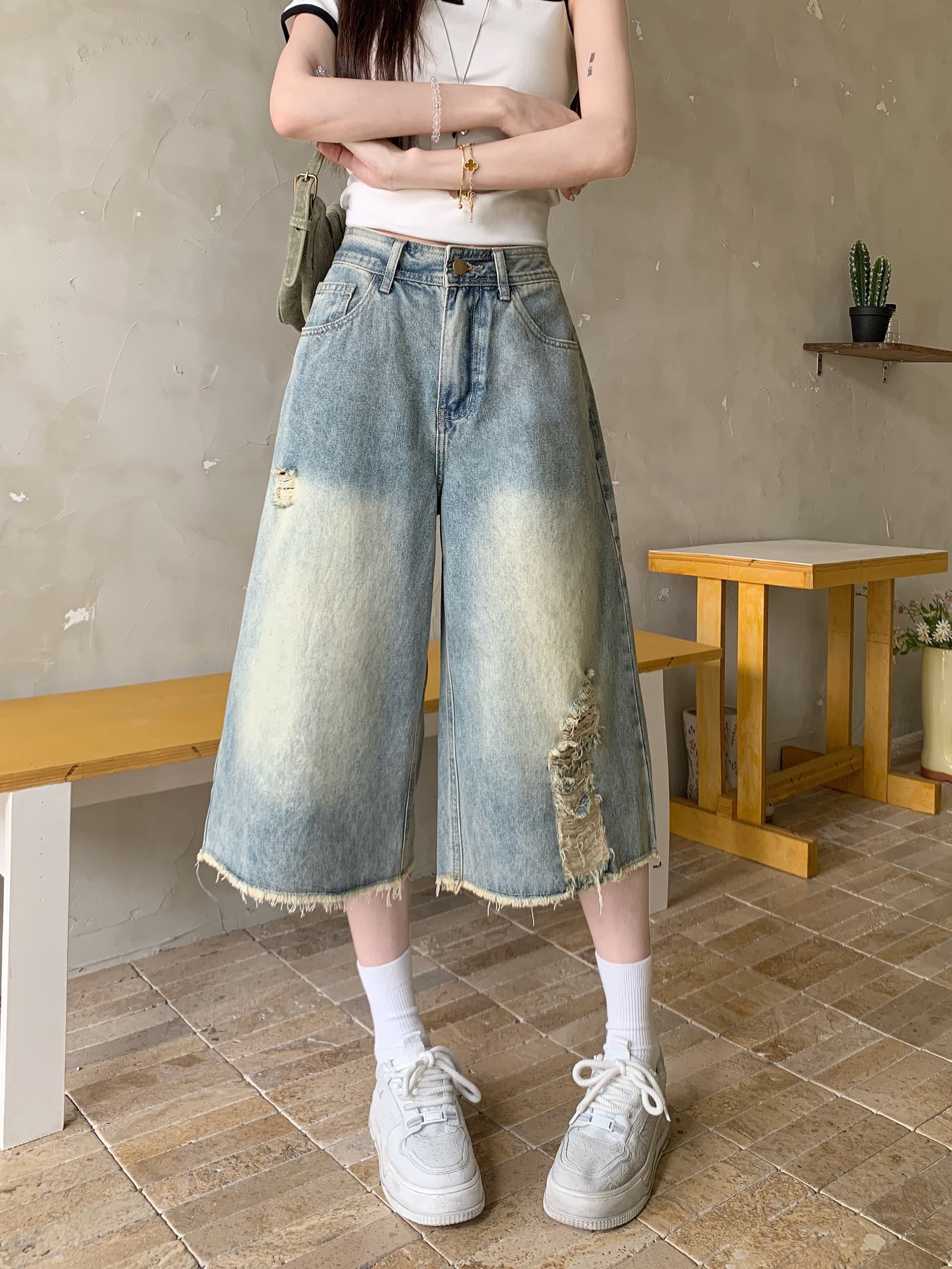 찢어진 부분 스트레이트 데님 7 점 baggy 바람 디자인 센스 워싱 마 오래된 루즈핏 넓은 다리 바지 이미지 2