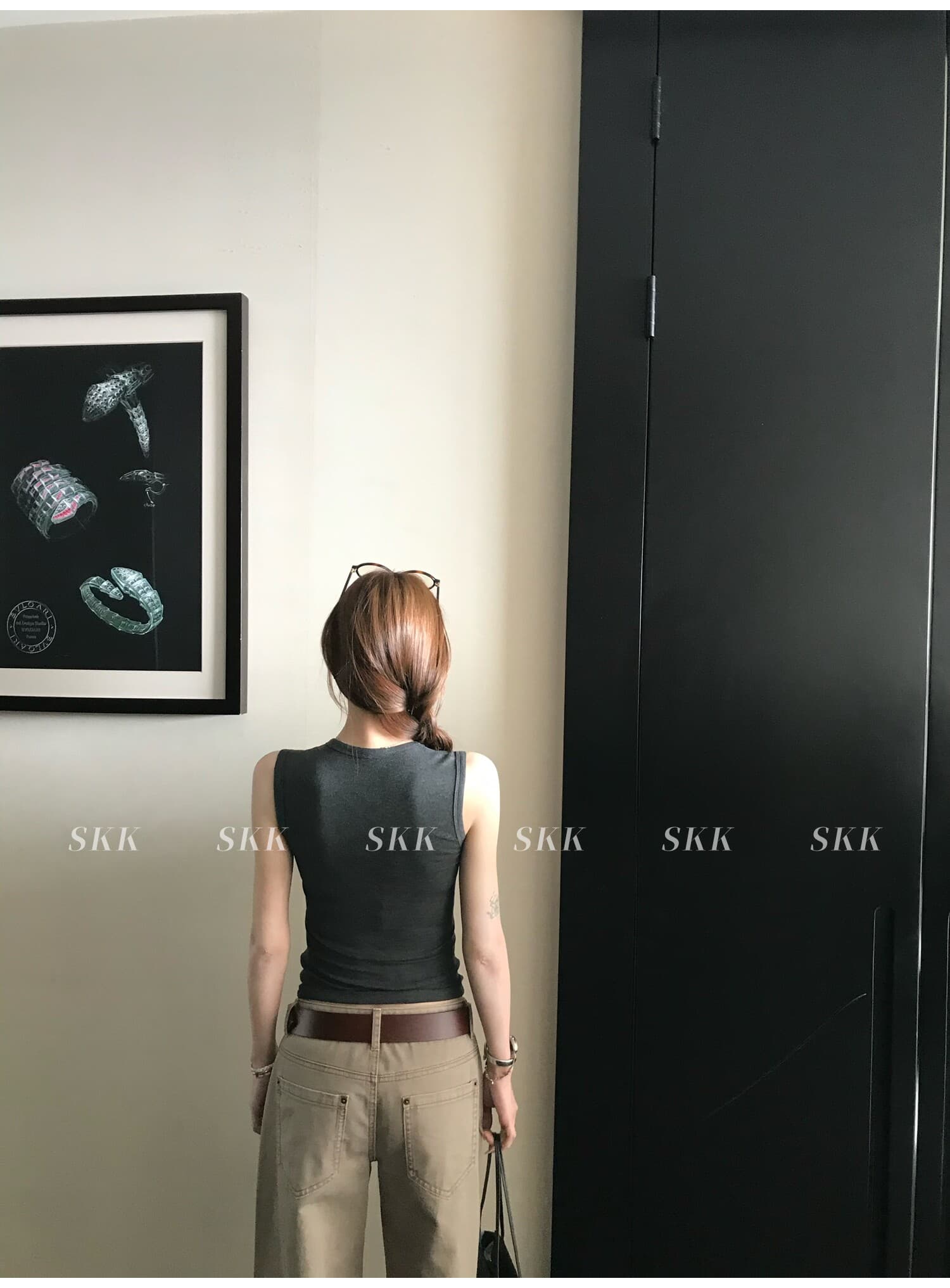 2026 여름 새로운 분위기 여름 기타 버클 헨리 칼라 단어 조끼 여성 셔츠 몸매 가꾸기 슬림해 보이는 민소매 작은 셔츠 상세 이미지 21