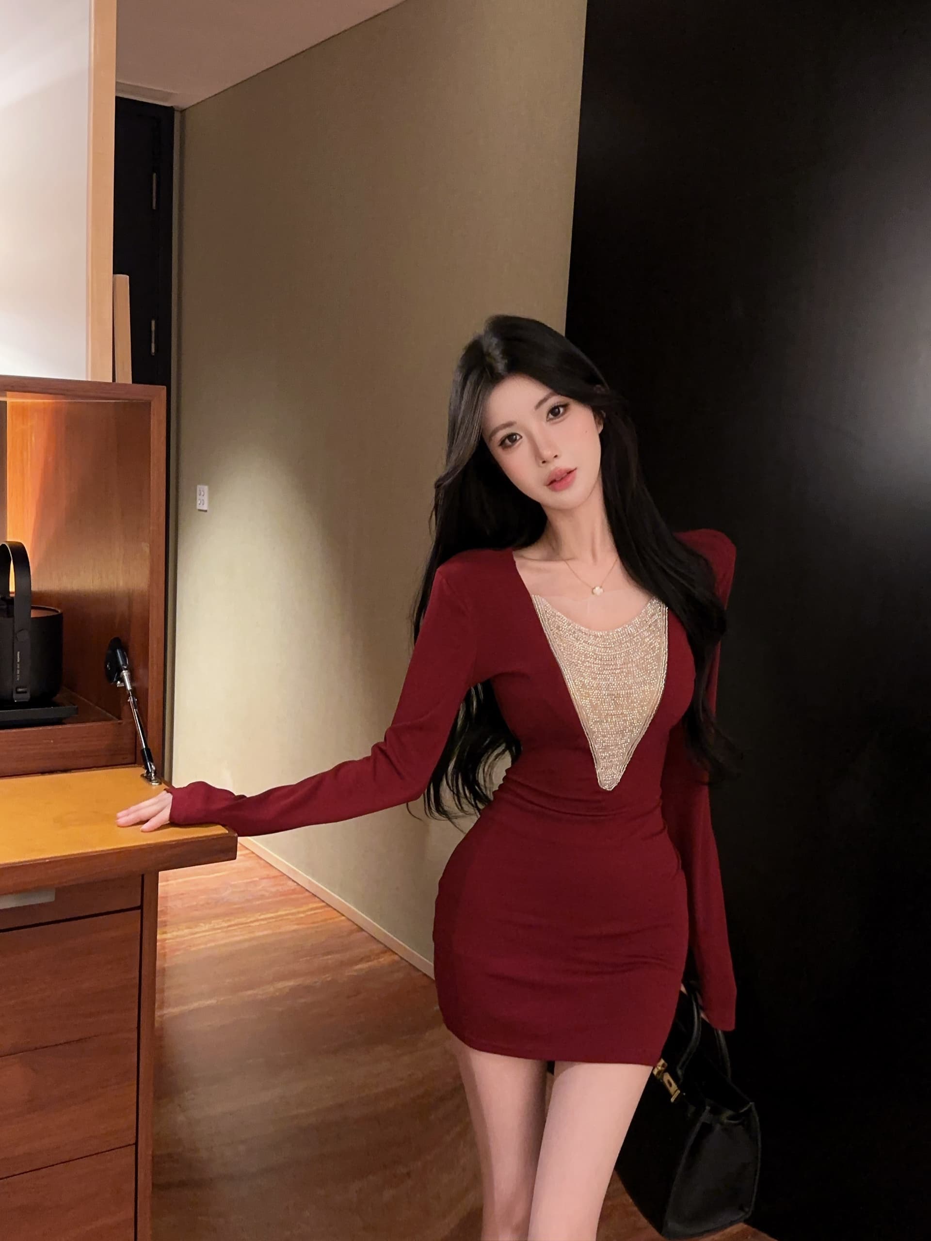 실사 정가 프랑스식 명문 여성 깊은 v 훈련 사슬 패치워크 긴팔 여성 드레스 품격 몸매 가꾸기 슬림해 보이는 만나는 미니 스커트 상세 이미지 11