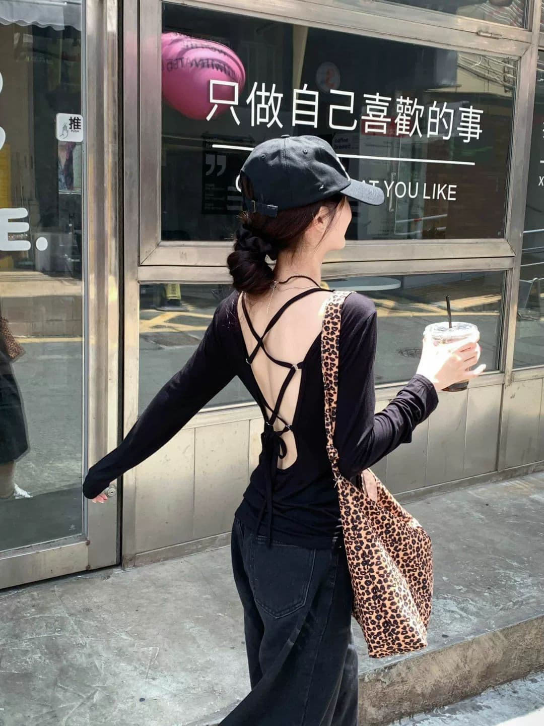 원본 원단 것 핫걸 느슨함 백리스 스트랩 길다 티셔츠 여성 여름 자외선 차단 블라우스 아메리칸 작은 대중 섹시함 의류 상세 이미지 2