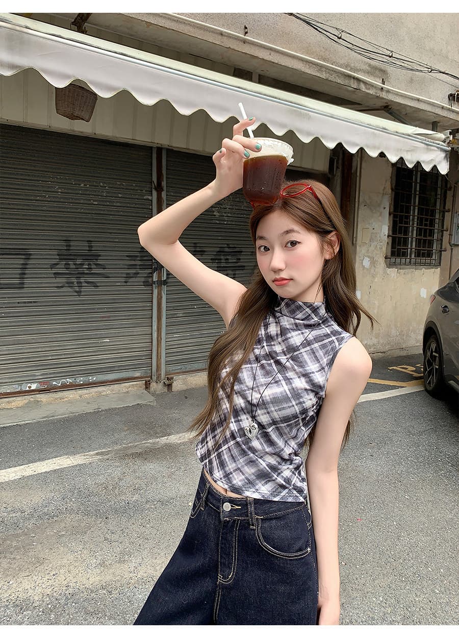 체크무늬 반하이넥 캐미솔 2026 여름 새로운 핫걸 몸매 가꾸기 슬림해 보이는 민소매 어깨 맨위 외출용 상세 이미지 6