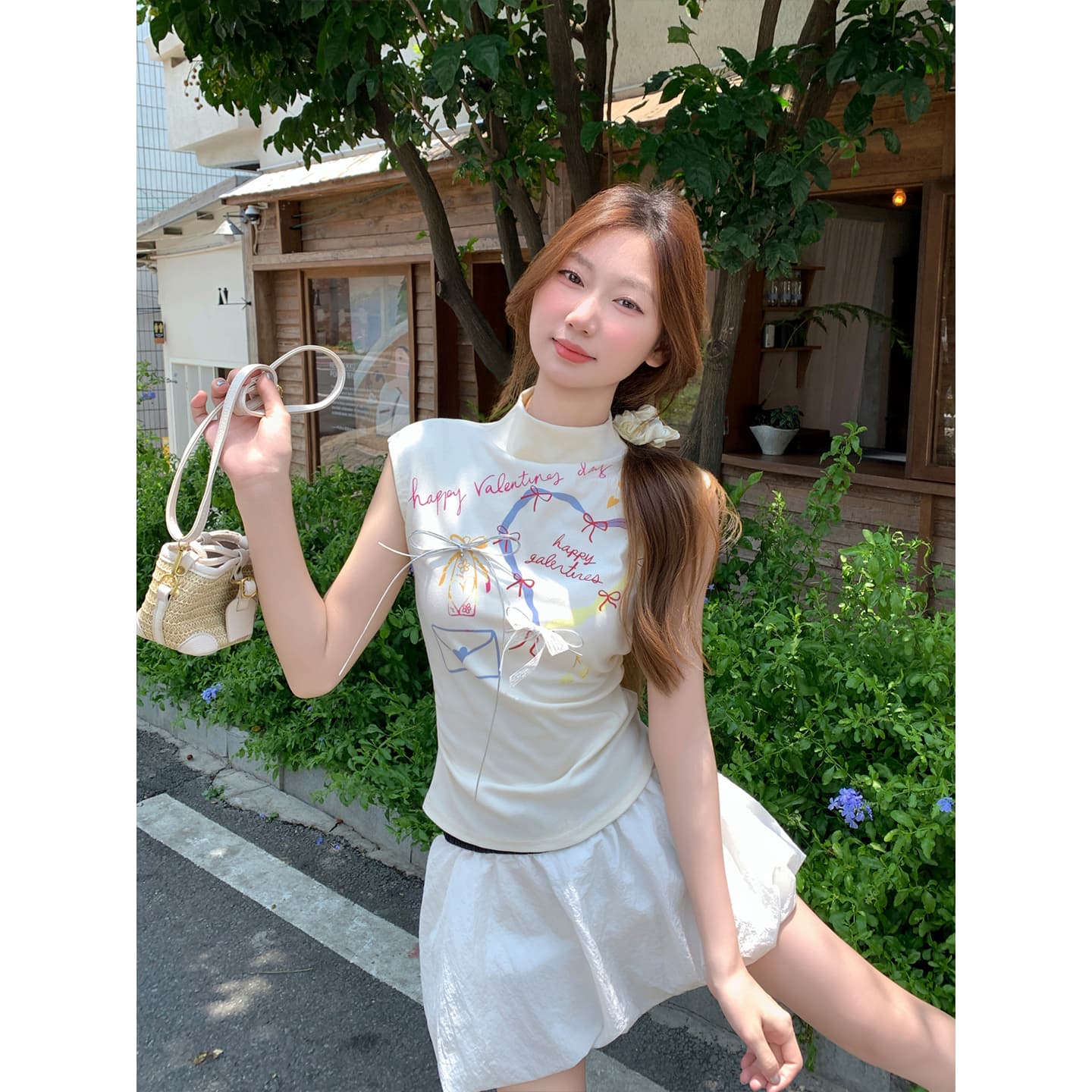 핫걸 바람 검정색 스탠드 칼라 프린트 민소매 조끼 여성 여름 새로운 몸매 가꾸기 슬림해 보이는 하트 낙서 허리 수축 맨위 이미지 4