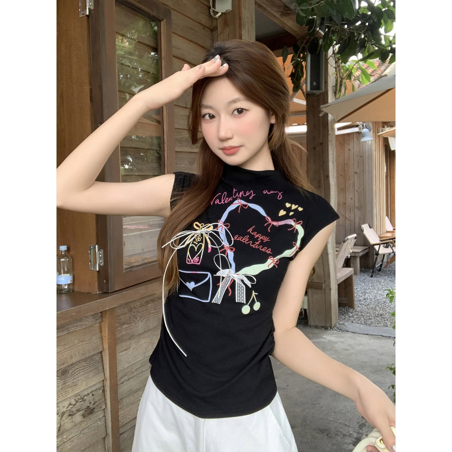 핫걸 바람 검정색 스탠드 칼라 프린트 민소매 조끼 여성 여름 새로운 몸매 가꾸기 슬림해 보이는 하트 낙서 허리 수축 맨위 이미지 2