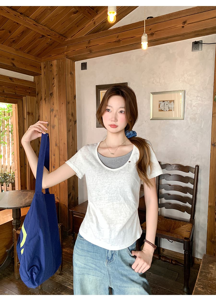 핫걸 바람 라운드 넥 긍정적 인 어깨 반팔 티셔츠 여성 여름 새로운 페이크 레이어드 디자인 센스 작은 대중 몸매 가꾸기 다용도 맨위 상세 이미지 8