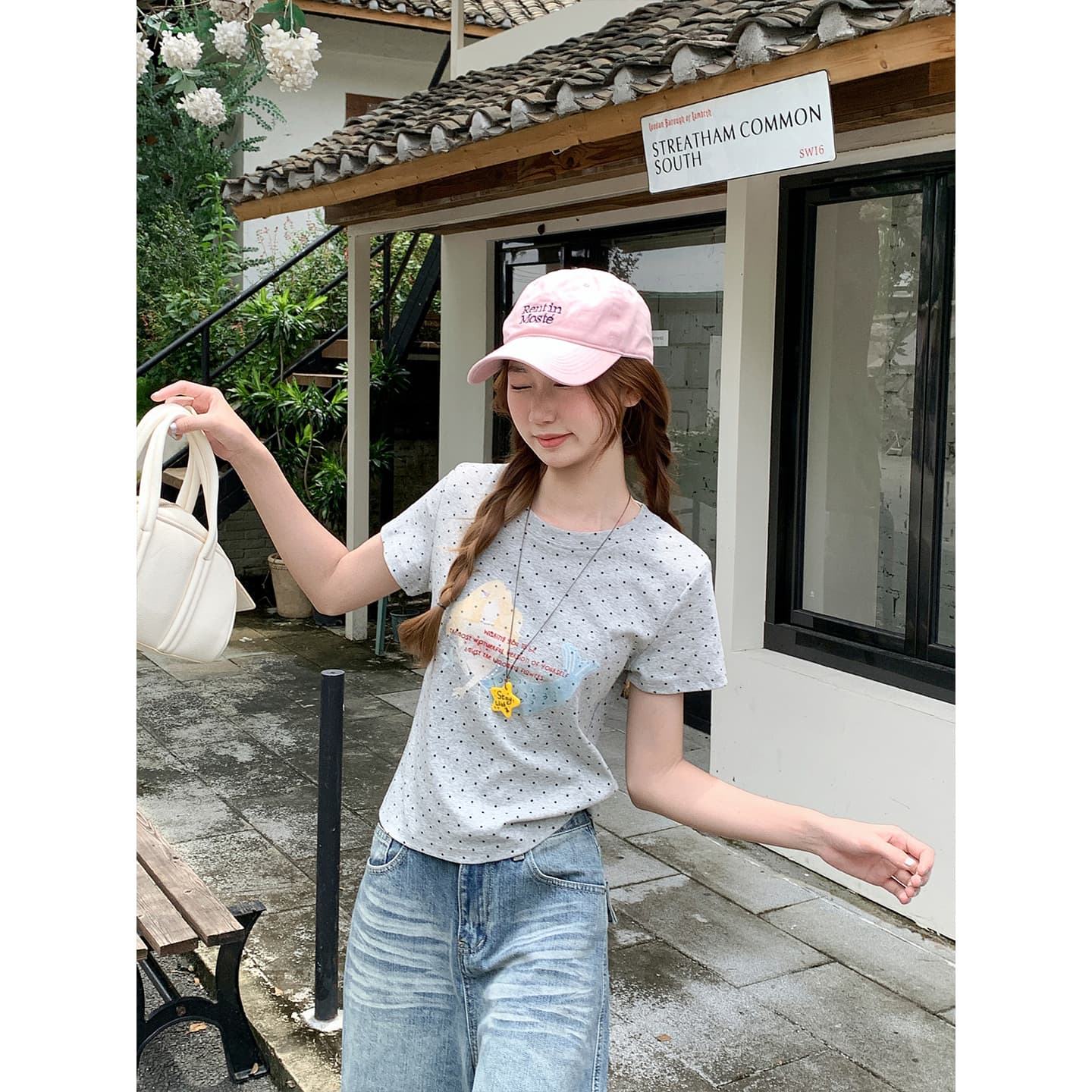 프랑스식 도트 무늬 인어공주 프린트 반팔 티셔츠 여성 여름 새로운 핫걸 슬림해 보이는 연령 감소 다용도 긍정적 인 어깨 의류 이미지 5