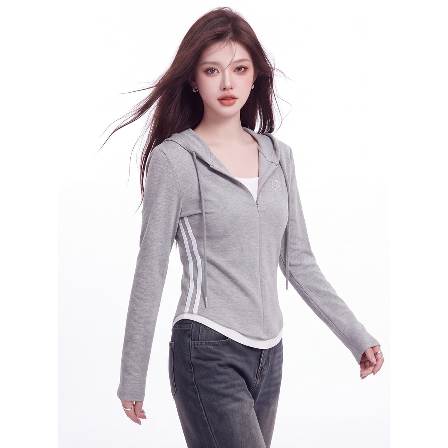 페이크 레이어드 후드 긴팔 티셔츠 여성 이른 가을 새로운 배색 하프 지퍼 측면 스트라이프 허리 수축 만나는 짧은 맨위 이미지 2