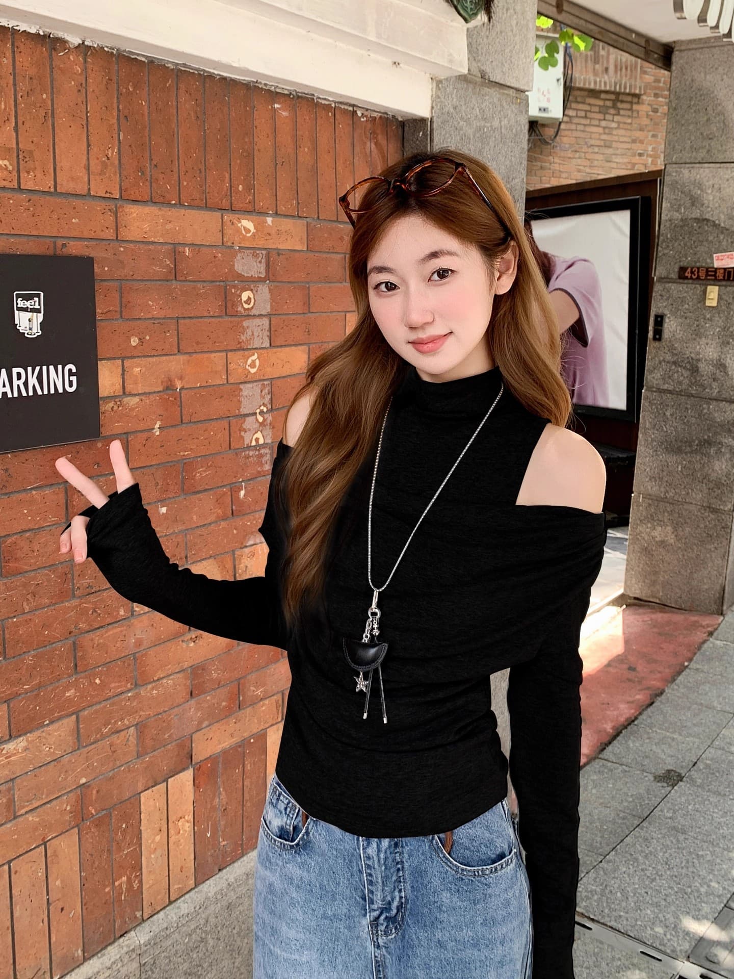 반하이넥 페이크 레이어드 긴팔 티셔츠 여성 2026 가을 새로운 순수한 욕망 바람 몸매 가꾸기 슬림해 보이는 기본 셔츠 짧은 맨위 이미지 3