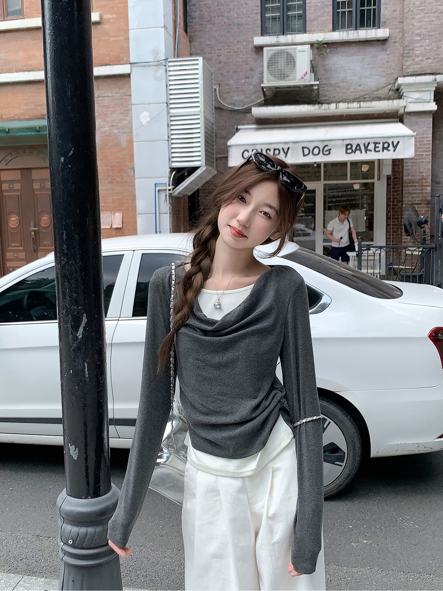 패치워크 배색 페이크 레이어드 긴팔 티셔츠 여성 2026 이른 가을 새로운 주름 허리 수축 슬림해 보이는 쇼트 스타일 만나는 맨위 이미지 5