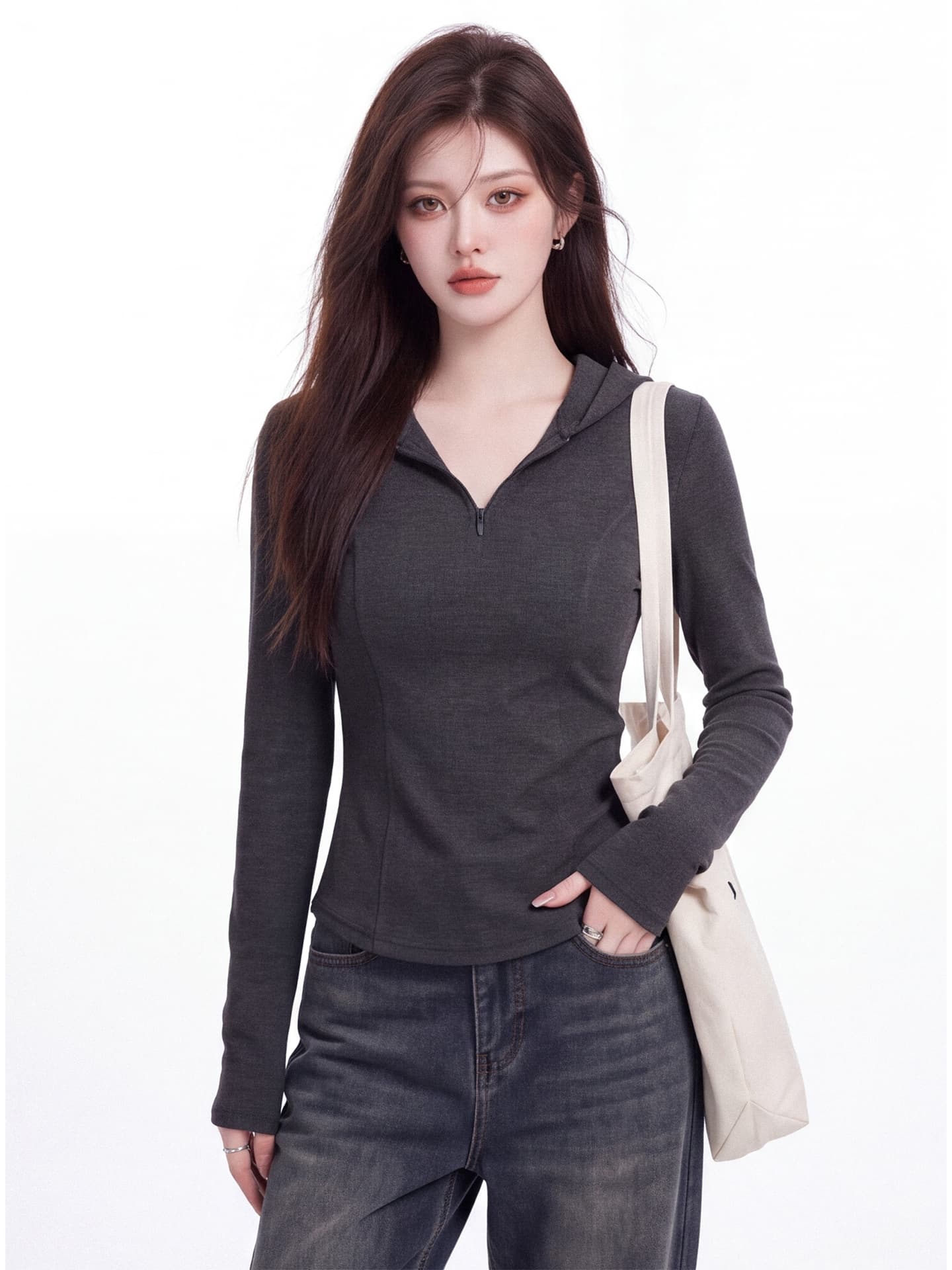 후드 하프 지퍼 긍정적 인 어깨 긴팔 티셔츠 여성 2026 이른 가을 새로운 몸매 가꾸기 슬림해 보이는 품격 쇼트 스타일 만나는 맨위 상세 이미지 4