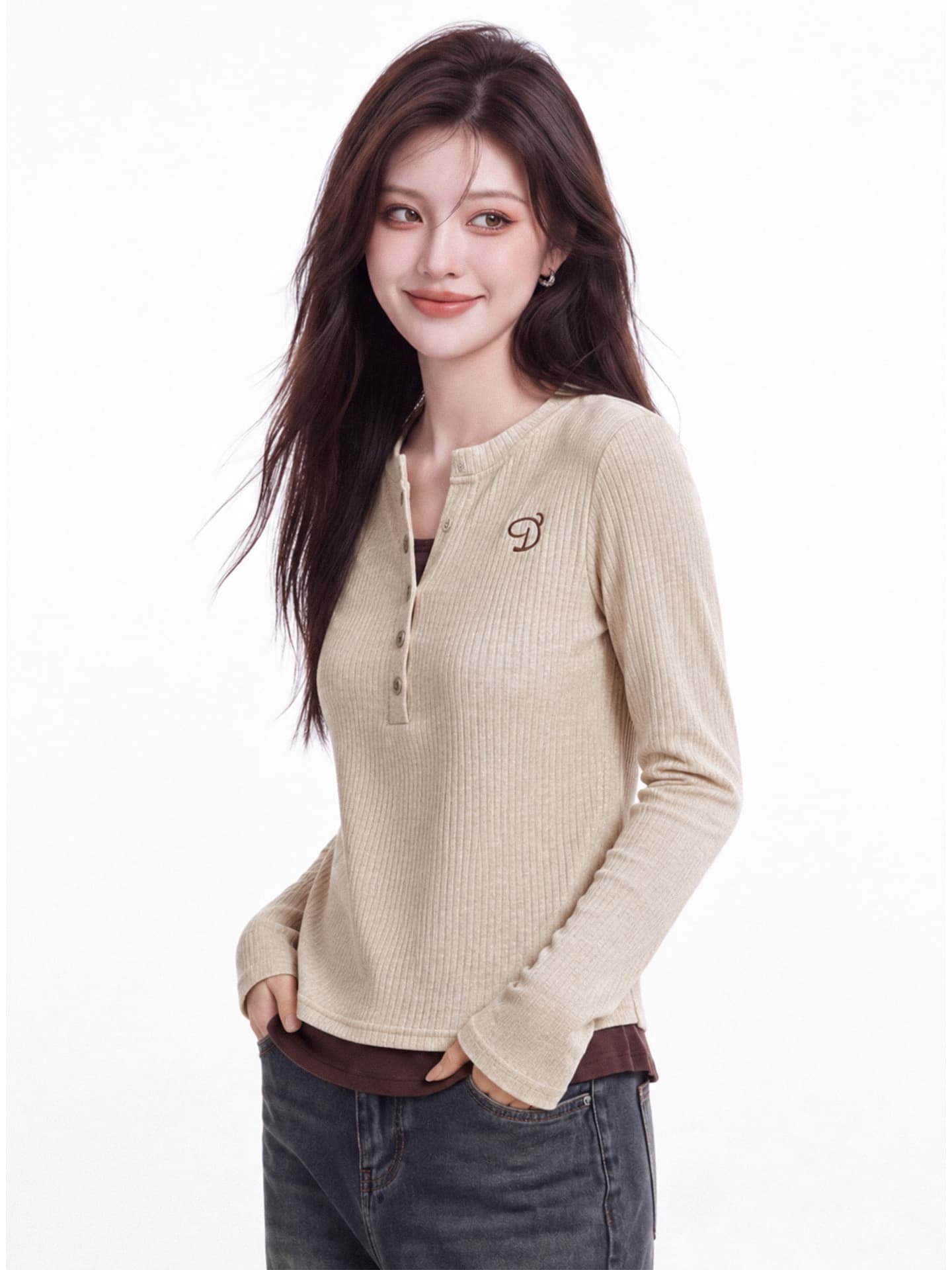 레트로 배색 패치워크 페이크 레이어드 긴팔 티셔츠 여성 2026 이른 가을 새로운 몸매 가꾸기 슬림해 보이는 인사이드 가져 가라. 만나는 맨위 상세 이미지 3